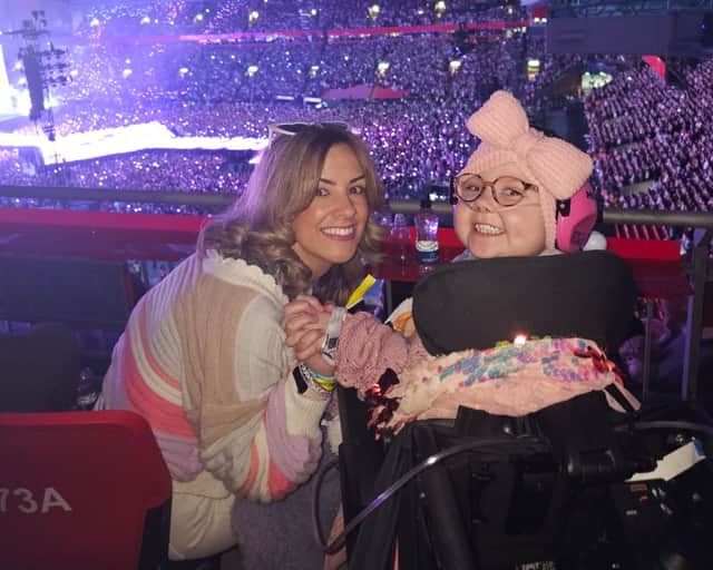Taylor Swift UK Tour: Girl with rare illness gifted VIP tickets for ...